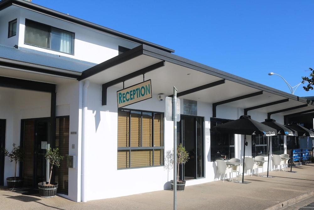 Coffee House Apartment Motel Rockhampton Bagian luar foto