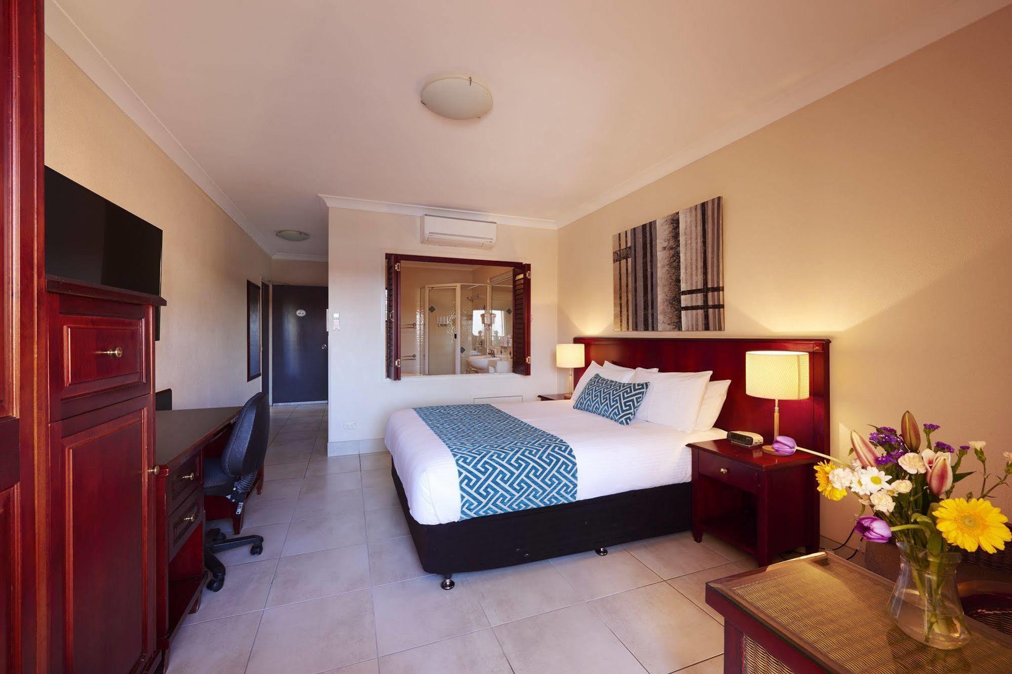 Coffee House Apartment Motel Rockhampton Bagian luar foto