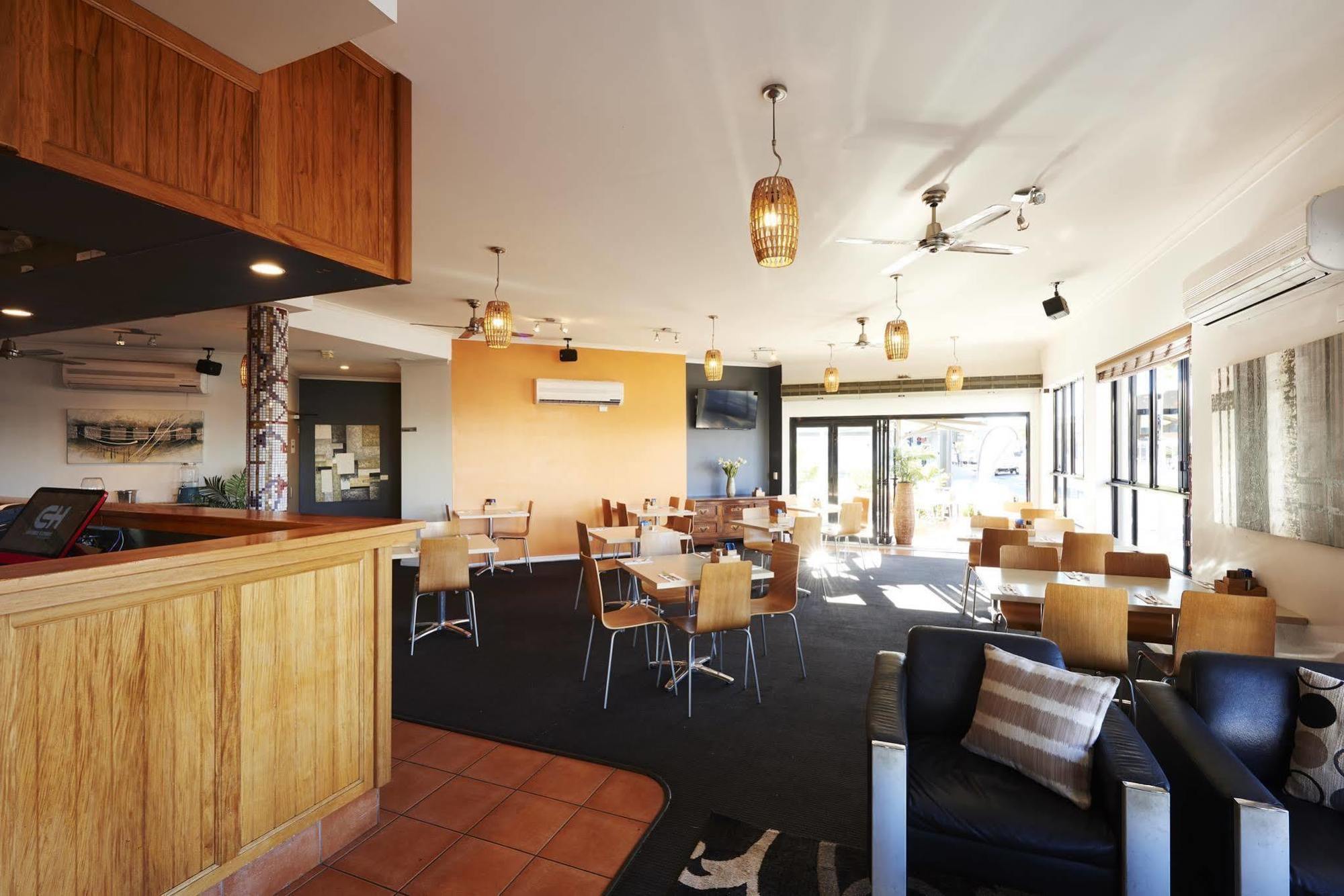 Coffee House Apartment Motel Rockhampton Bagian luar foto