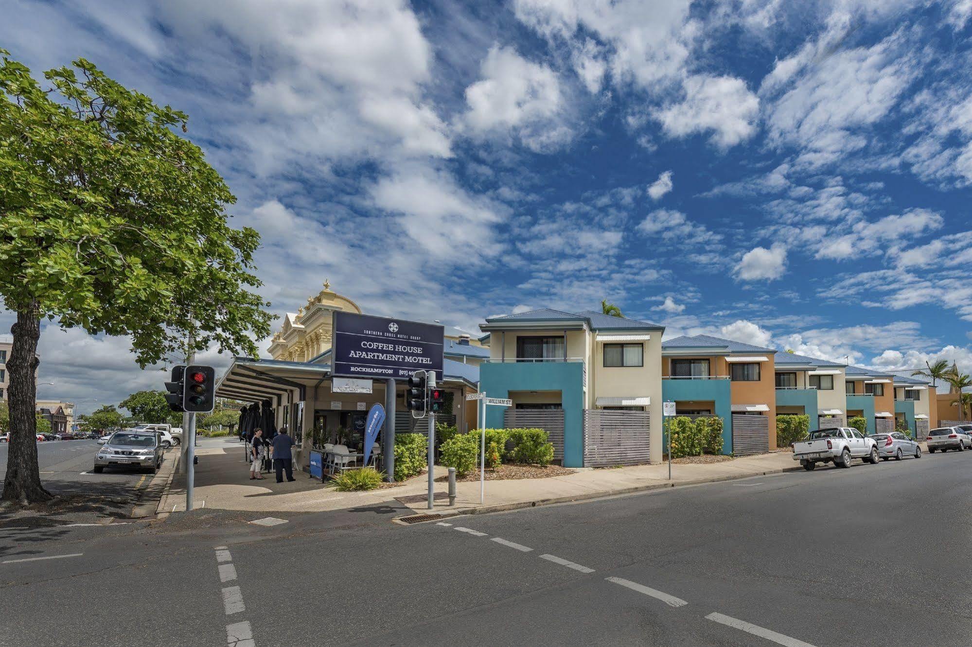 Coffee House Apartment Motel Rockhampton Bagian luar foto